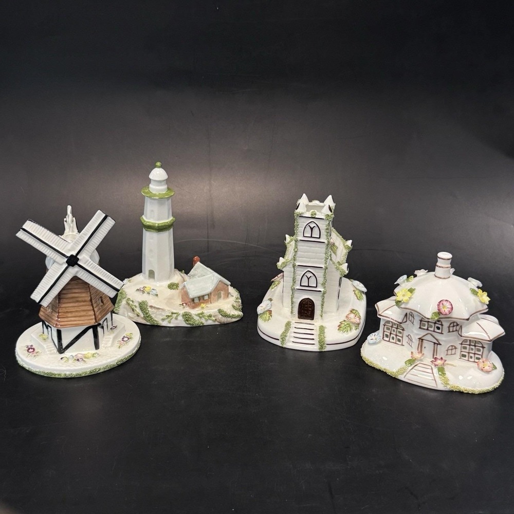 Vintage Coalport Fine Bone China Cottage Figurines 4pc Lot Made In England